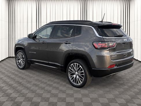 Used 2023 Jeep Compass Limited w/ Elite Group AWD/4WD image 6