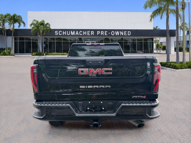 Used 2025 GMC Sierra 2500 AT4 w/ Technology Package AWD/4WD image 6