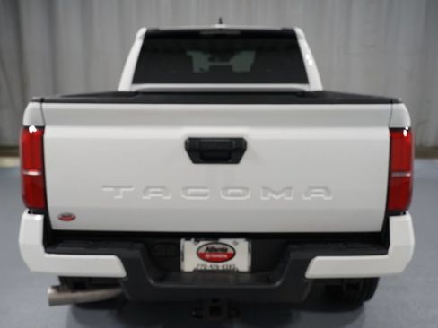 Used 2026 Toyota Tacoma SR5 RWD image 7