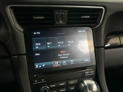 Certified 2017 Porsche 911 Targa 4S AWD/4WD image 27