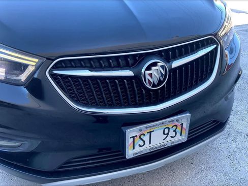Used 2019 Buick Encore Essence FWD image 33