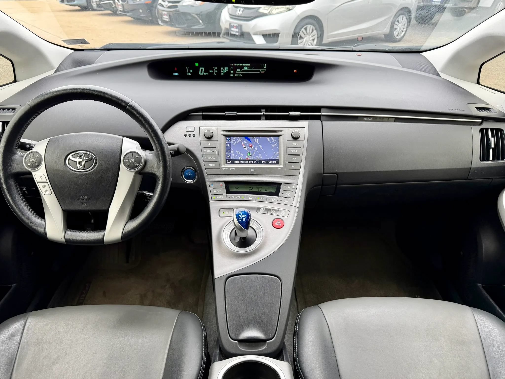 Used 2014 Toyota Prius Four FWD image 12