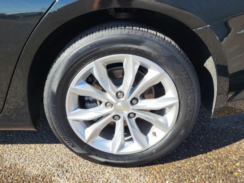 Used 2023 Chevrolet Malibu LT FWD image 31