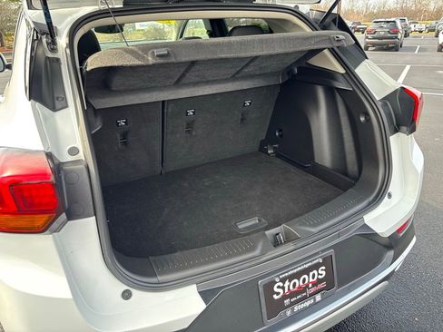 Used 2021 Buick Encore GX Essence w/ Experience Buick Package image 20