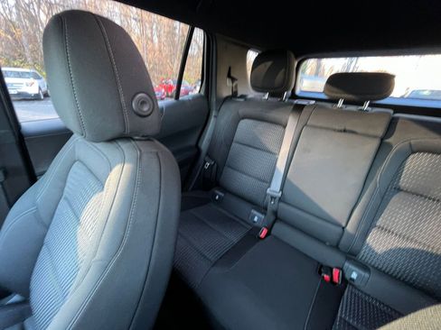 Used 2025 Chevrolet Equinox LT image 33