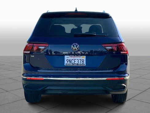 Used 2022 Volkswagen Tiguan SE image 7