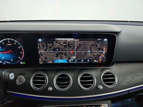 Used 2023 Mercedes-Benz E 350 Sedan image 13