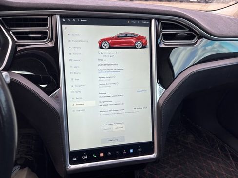 Used 2016 Tesla Model S AWD image 15