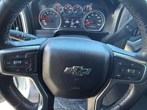 Used 2021 Chevrolet Silverado 1500 RST AWD/4WD image 18