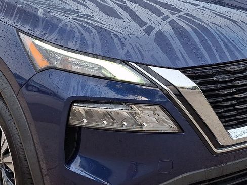 Certified 2022 Nissan Rogue SV AWD/4WD image 9