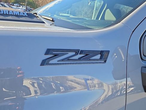 Used 2024 Chevrolet Silverado 2500 Custom w/ Custom Value Package image 33