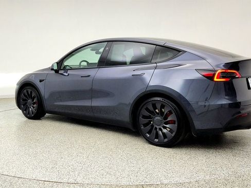 Used 2023 Tesla Model Y Performance AWD/4WD image 7