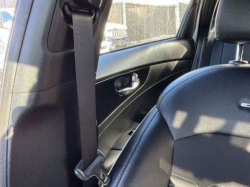 Used 2022 Kia Forte GT-Line image 26