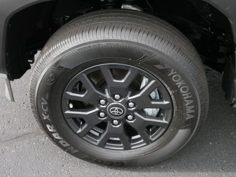 Certified 2025 Toyota 4Runner SR5 image 15