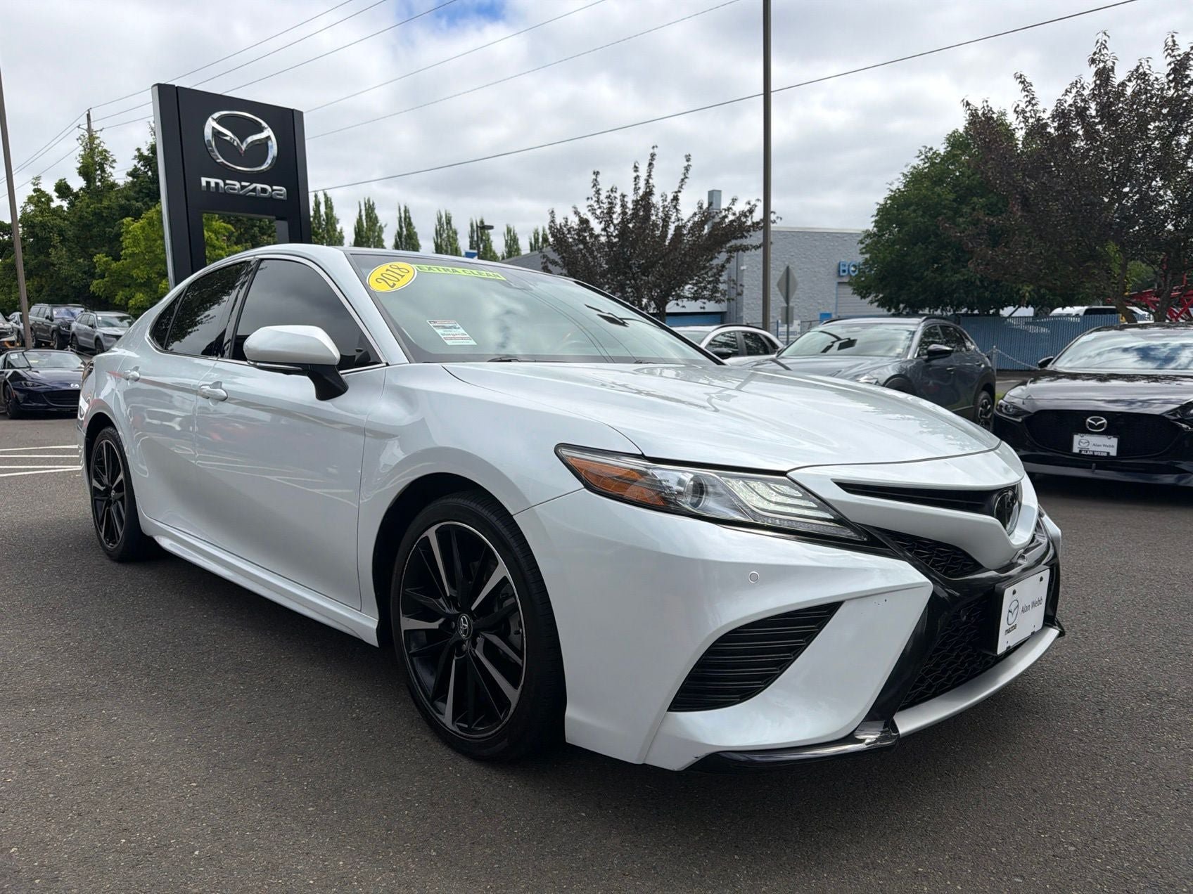 Used 2018 Toyota Camry XSE w/ Driver Assist Package FWD image 4