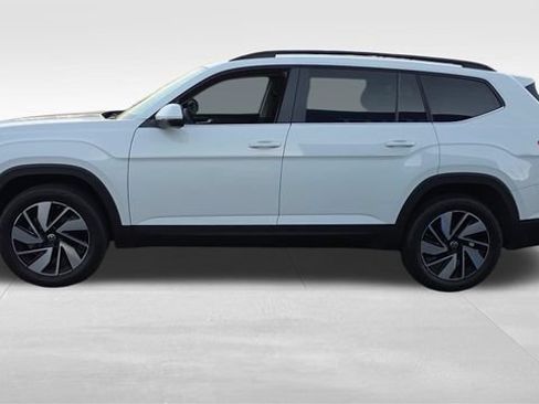 Used 2024 Volkswagen Atlas SE FWD image 7