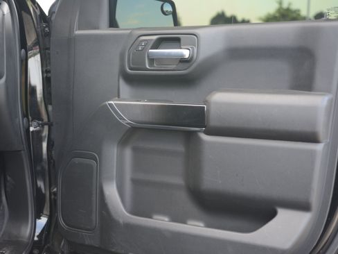 Used 2021 Chevrolet Silverado 1500 Custom Trail Boss w/ Midnight Edition AWD/4WD image 23