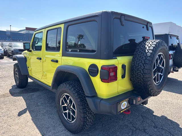 Used 2024 Jeep Wrangler Unlimited Rubicon AWD/4WD image 8