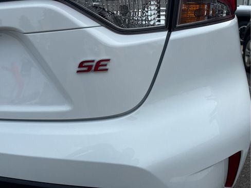 Used 2024 Toyota Corolla SE w/ SE Premium Package FWD image 8