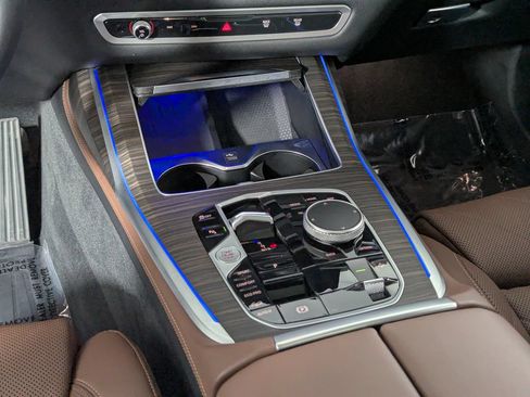 Certified 2023 BMW X7 xDrive40i w/ Premium Package AWD/4WD image 41