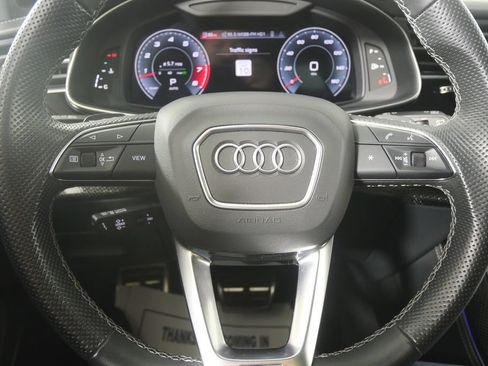 Used 2023 Audi SQ7 Prestige AWD/4WD image 19