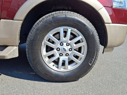 Used 2012 Ford Expedition EL XLT image 5