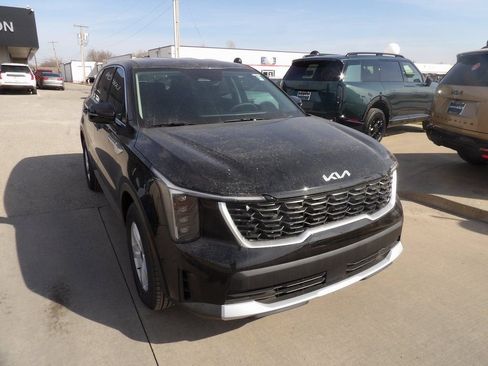 New 2026 Kia Sorento LX image 4