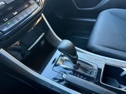 Used 2017 Honda Accord LX image 21