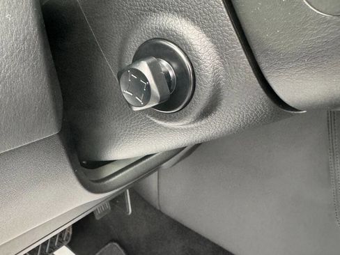 Used 2024 Nissan Armada SL w/ Cargo Package image 29