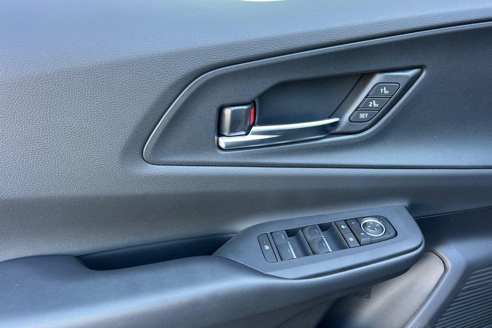 New 2026 Toyota Prius Plug-In Hybrid FWD image 42