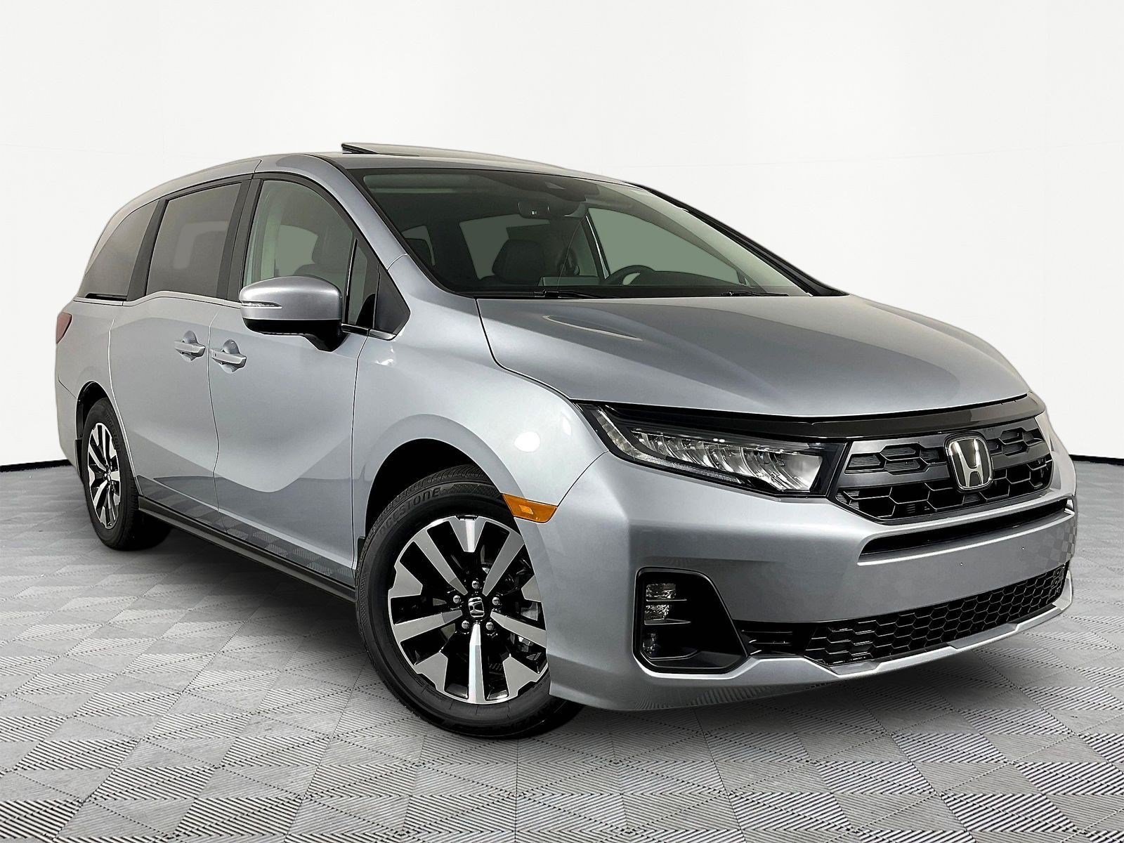 New 2026 Honda Odyssey EX-L image 3