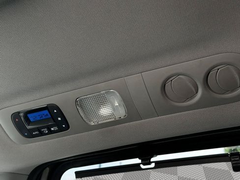 Used 2012 Honda Odyssey Touring Elite image 29