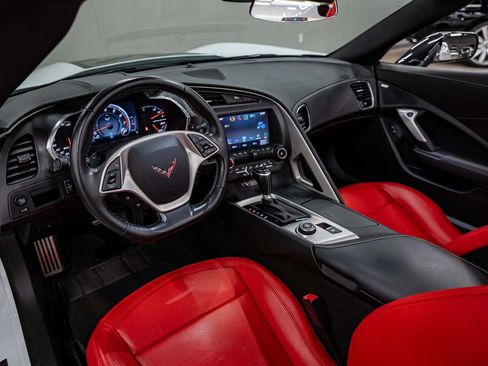 Used 2016 Chevrolet Corvette Stingray Convertible w/ Battery Protection Package image 5