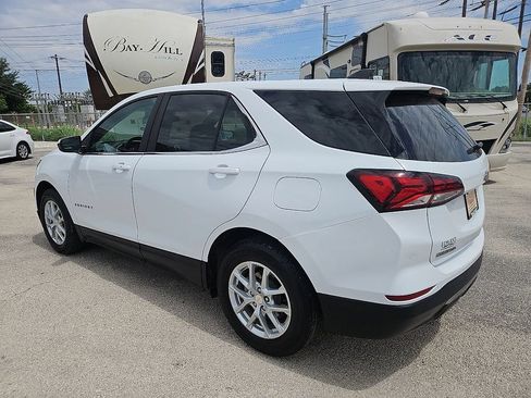 Used 2023 Chevrolet Equinox LT FWD image 4
