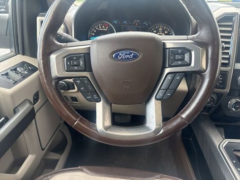 Used 2019 Ford F150 Limited image 10