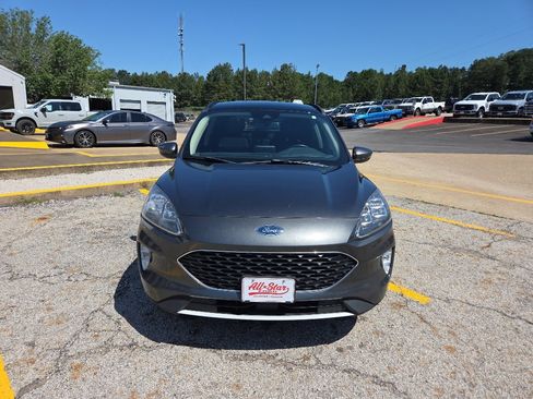 Used 2020 Ford Escape Titanium AWD/4WD image 2