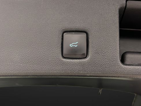 Used 2024 Ford Escape ST-Line w/ Tech Pack #1 AWD/4WD image 30