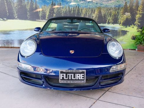 Used 2006 Porsche 911 Carrera RWD image 2
