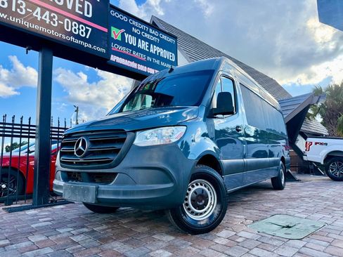 Used 2019 Mercedes-Benz Sprinter 170 image 1