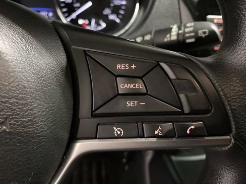 Used 2020 Nissan Rogue S AWD/4WD image 15