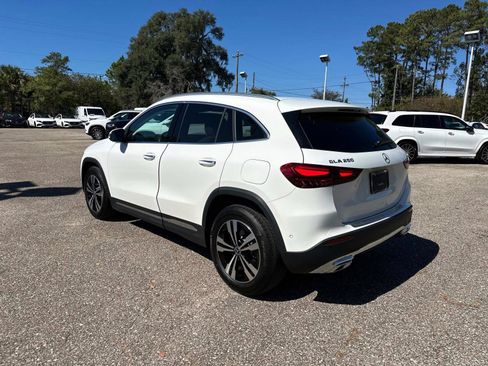 Certified 2025 Mercedes-Benz GLA 250 image 3