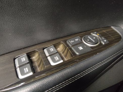 Used 2019 Kia Sorento AWD w/ LX Convenience Package image 27