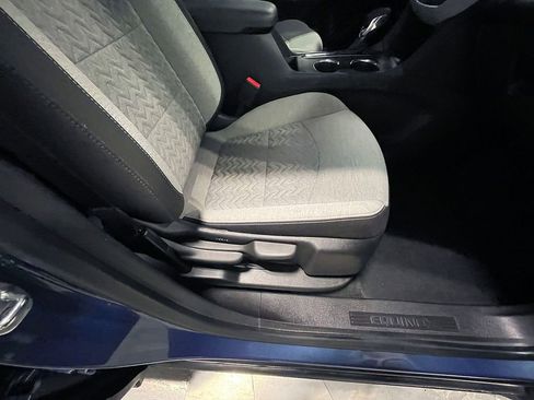 Used 2024 Chevrolet Equinox LS AWD/4WD image 27