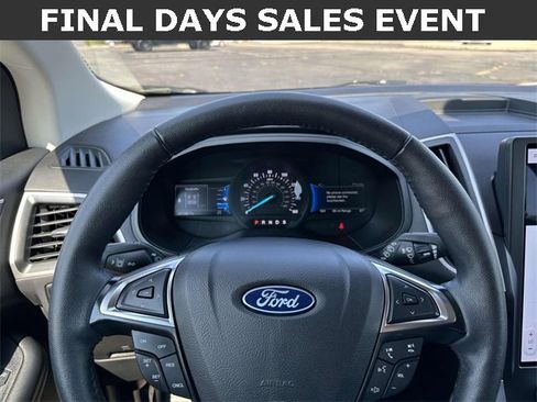 Used 2024 Ford Edge SEL w/ Convenience Package image 20