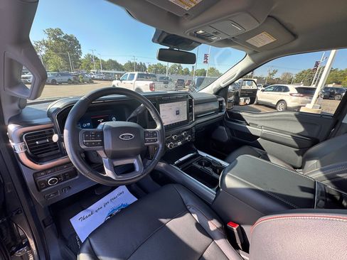 Used 2023 Ford F250 Lariat w/ Chrome Package AWD/4WD image 24