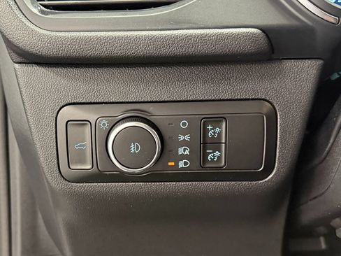 Used 2025 Ford Escape Platinum AWD/4WD image 18