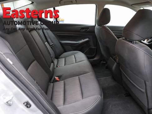Used 2024 Nissan Altima 2.5 SV FWD image 23