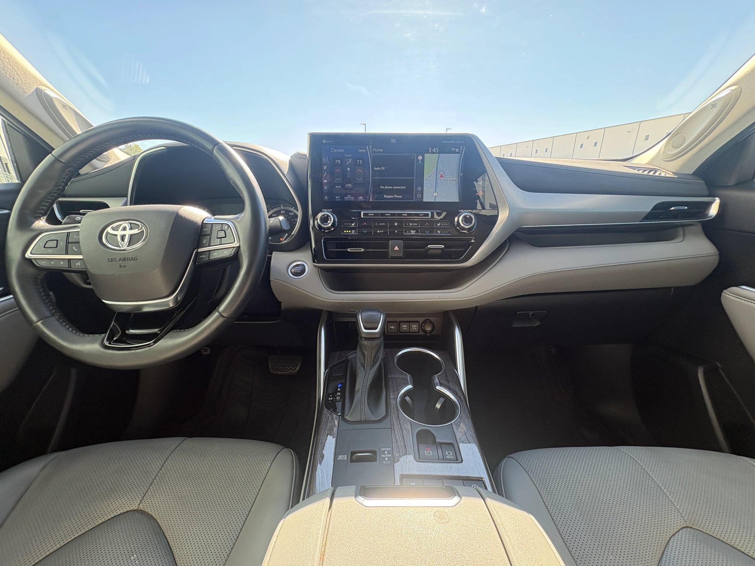 Used 2021 Toyota Highlander Platinum FWD image 12