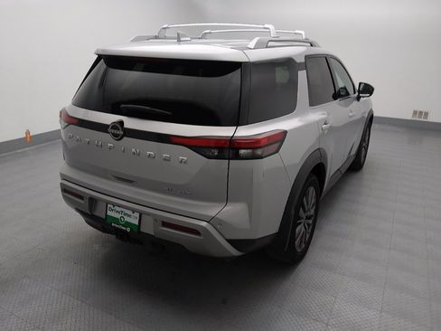 Used 2022 Nissan Pathfinder SL w/ SL Premium Package image 7