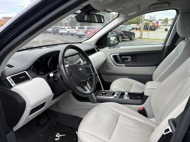 Used 2019 Land Rover Discovery Sport HSE AWD/4WD image 5